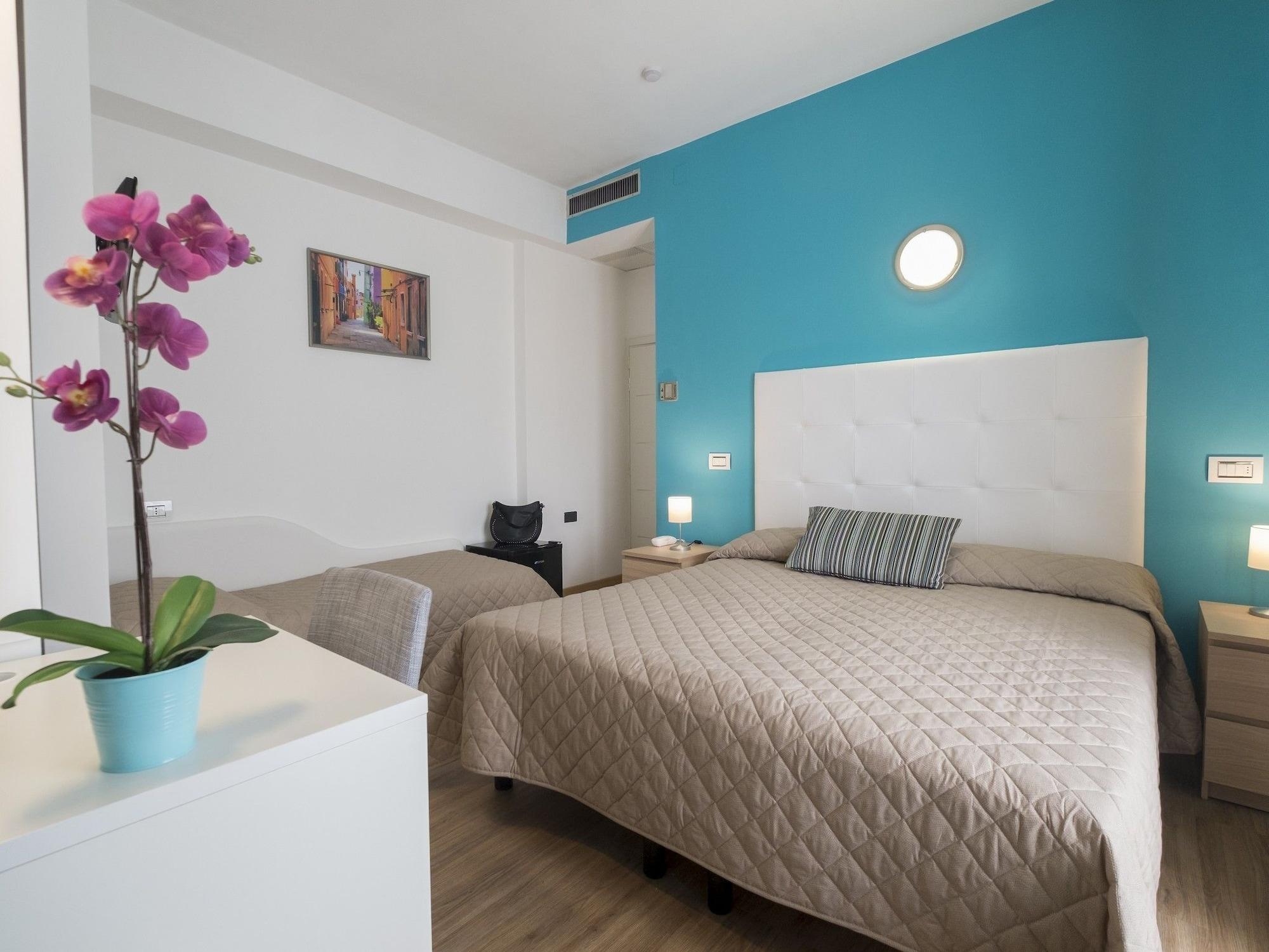 Hotel Levante Rimini Ngoại thất bức ảnh
