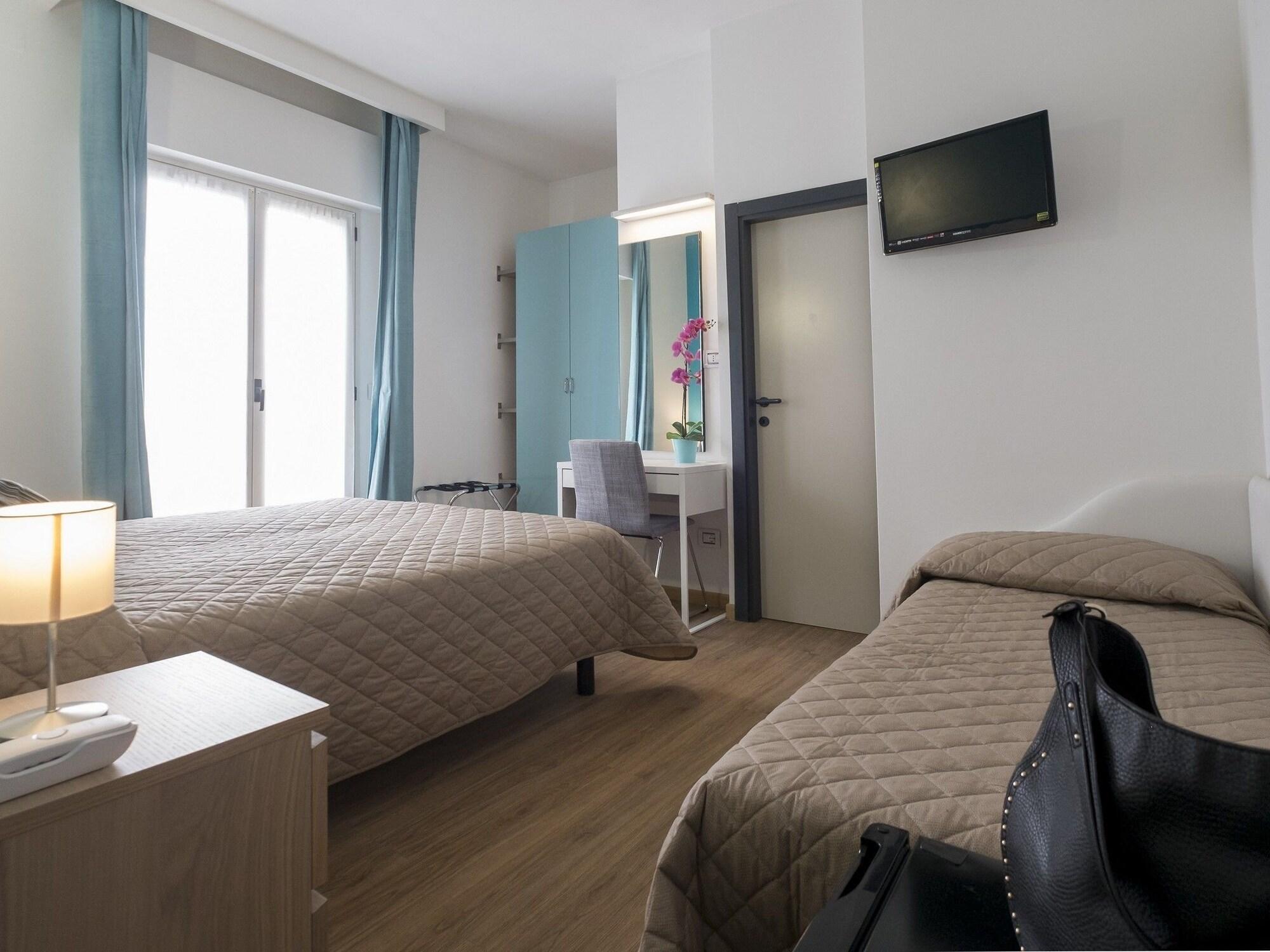 Hotel Levante Rimini Ngoại thất bức ảnh
