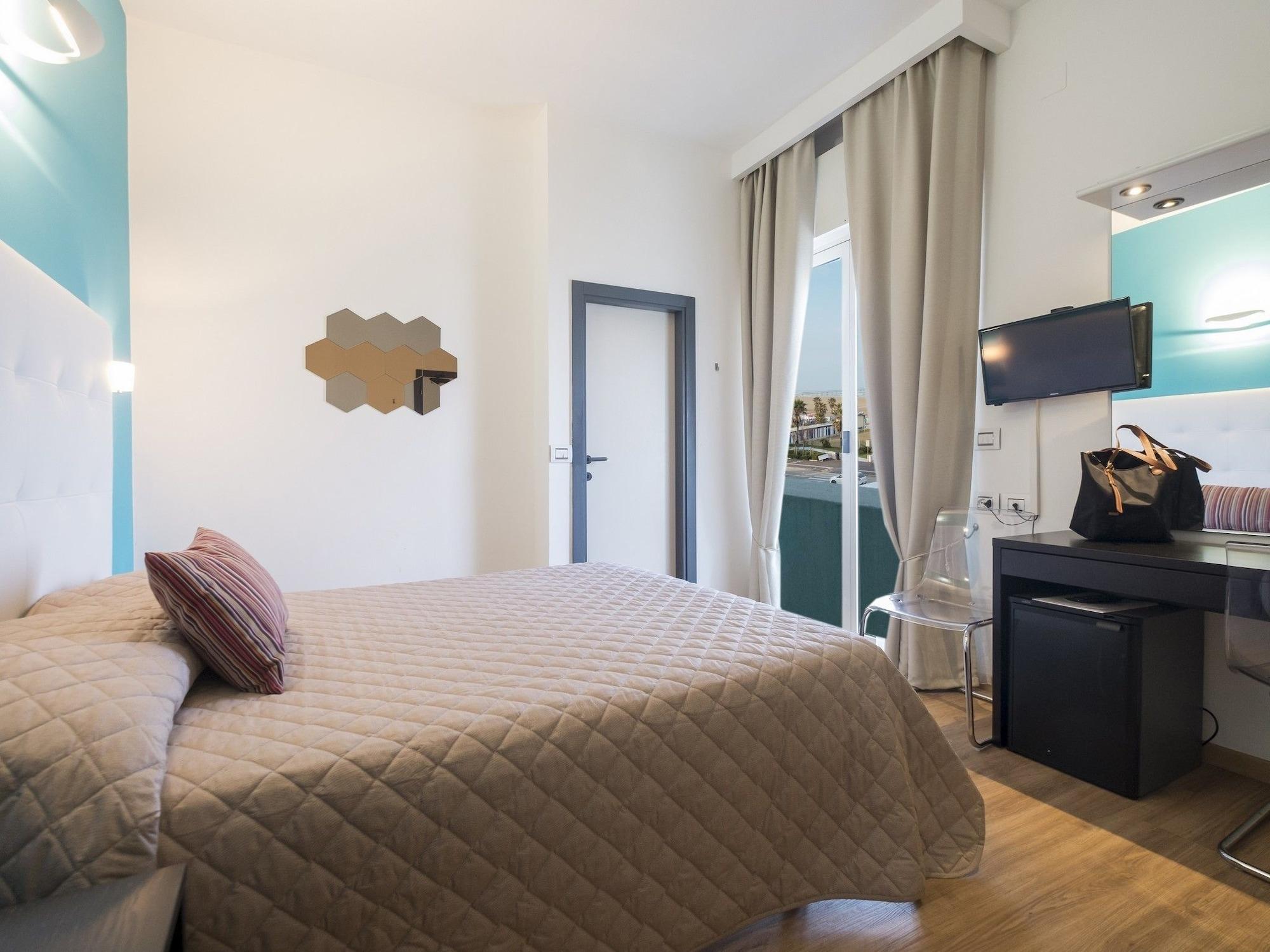 Hotel Levante Rimini Ngoại thất bức ảnh