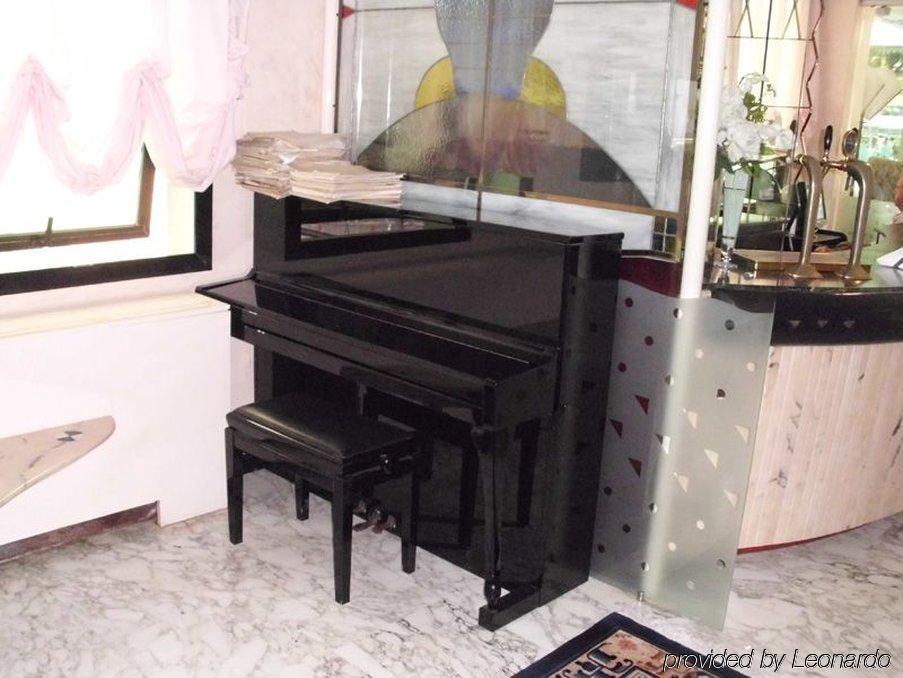 Hotel Levante Rimini Phòng bức ảnh