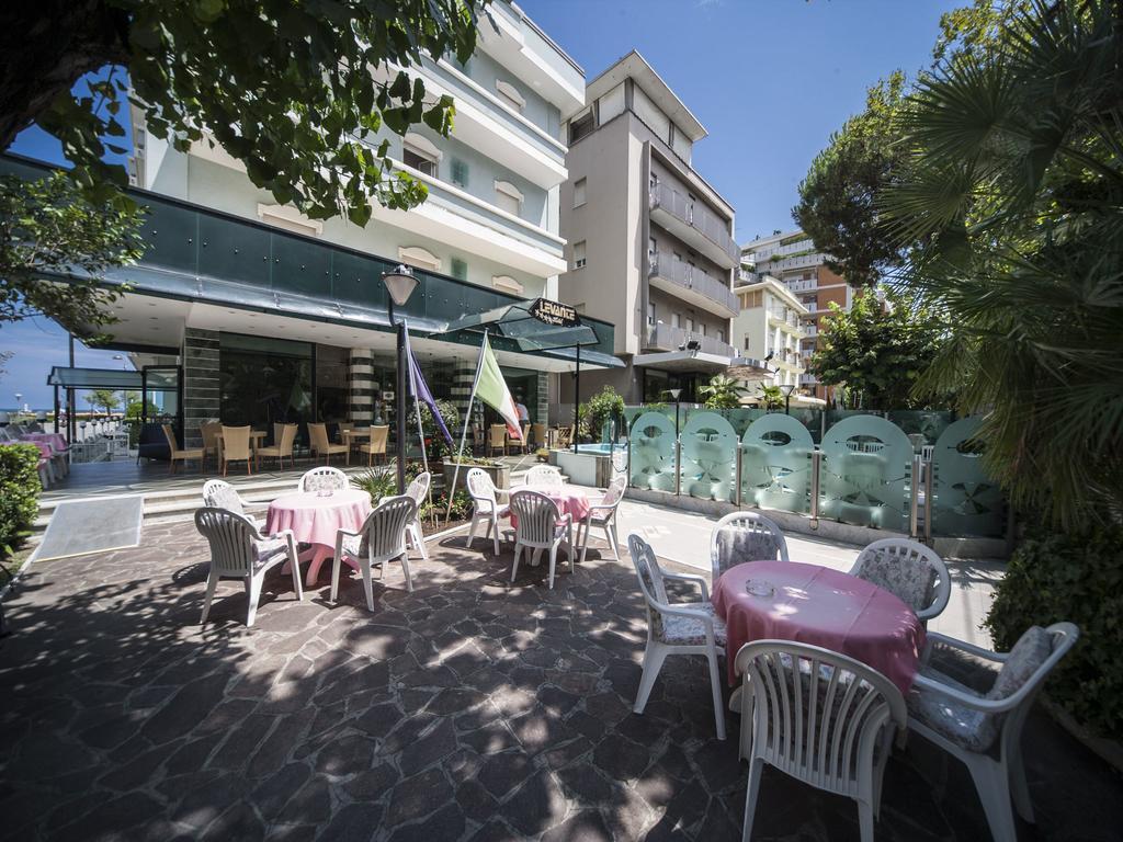 Hotel Levante Rimini Ngoại thất bức ảnh