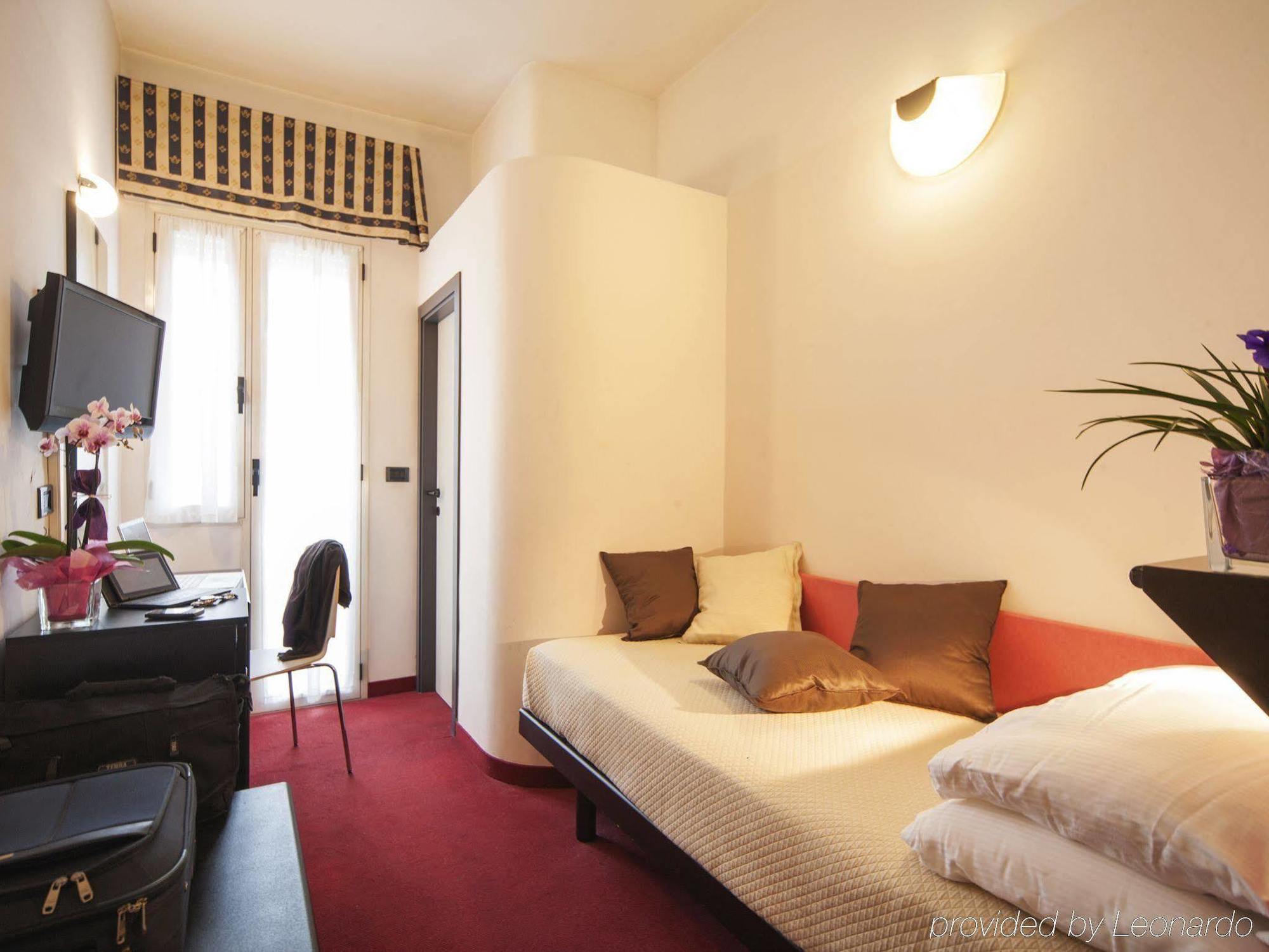 Hotel Levante Rimini Ngoại thất bức ảnh