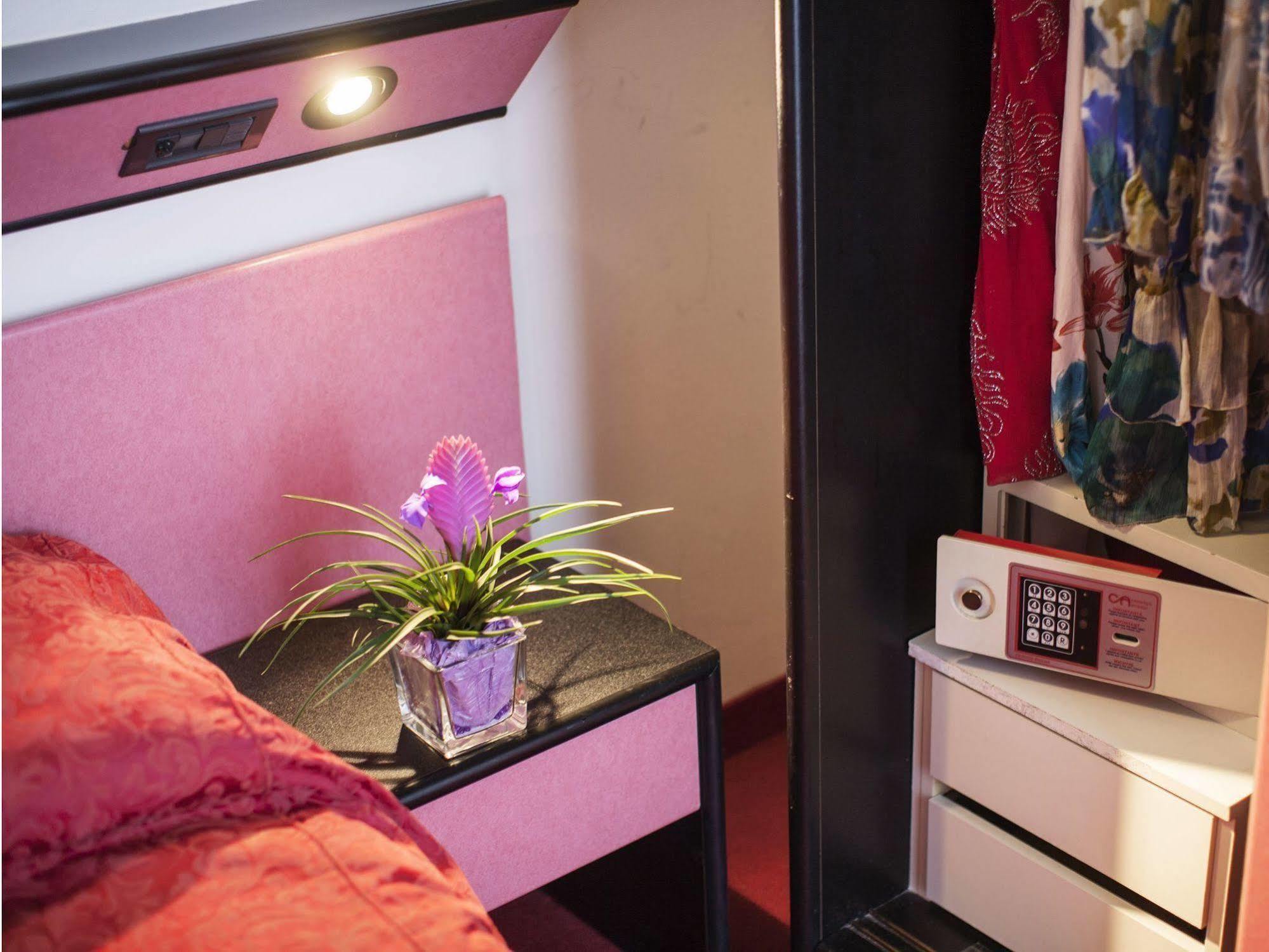 Hotel Levante Rimini Ngoại thất bức ảnh